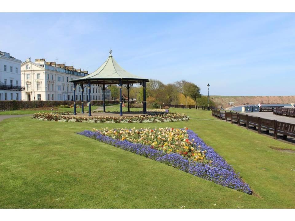 Bed and Breakfast Athol House Filey Exterior foto